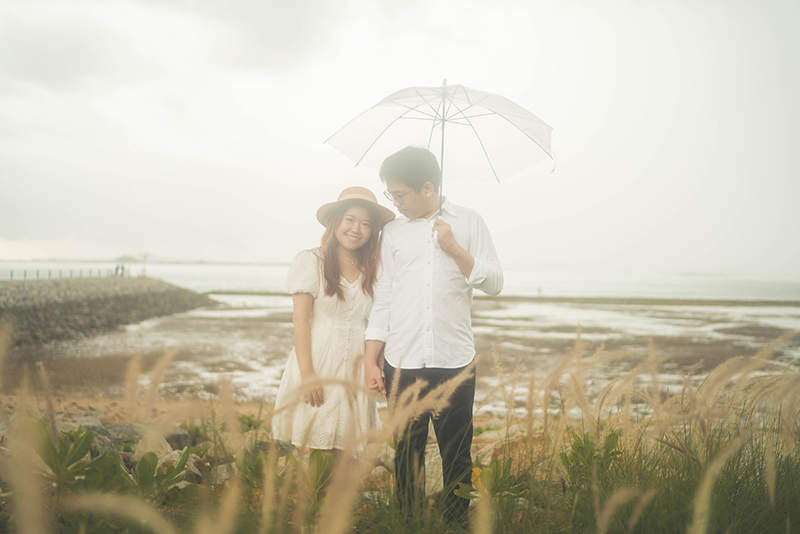 Dreamy outdoors pre-wedding shoot at Changi Bay Point, Singapore by xanthe.sg
