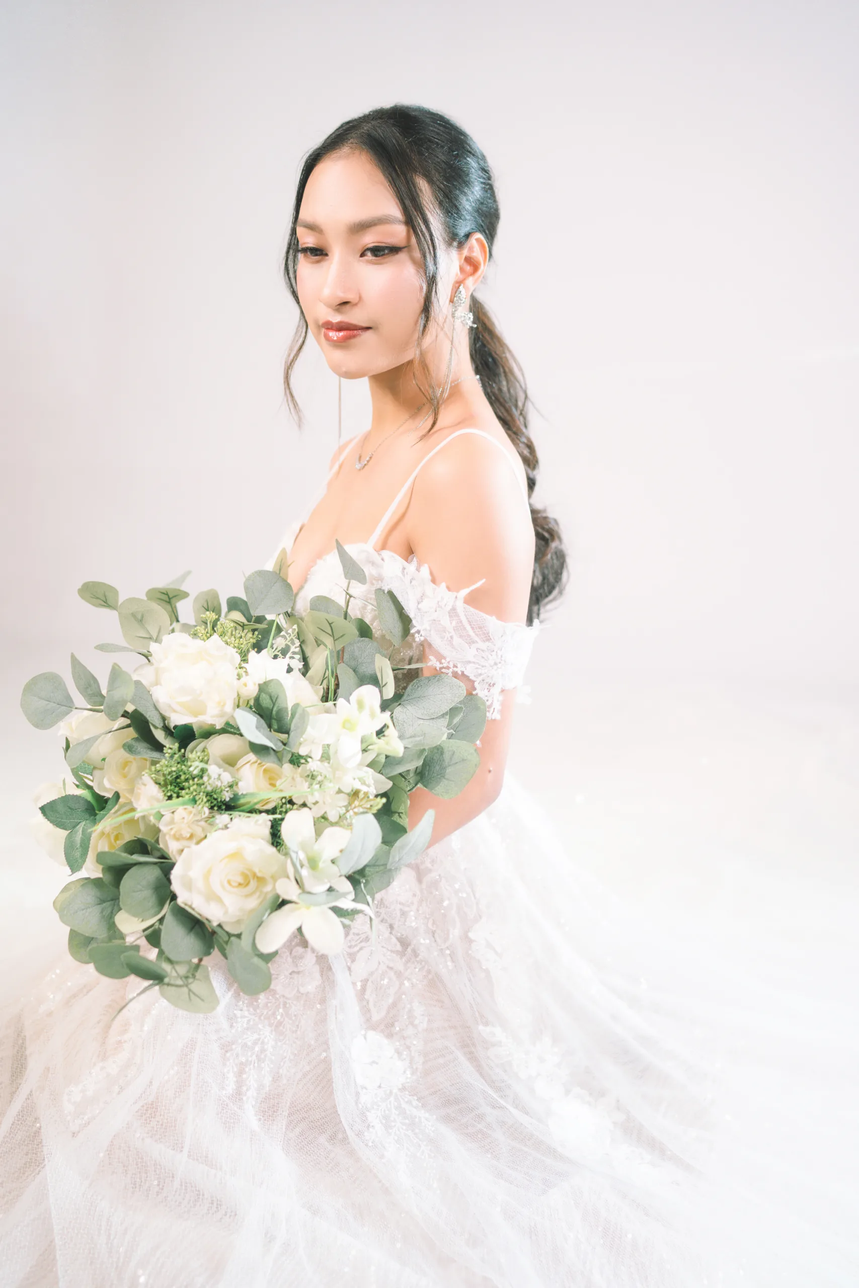 Dreamy bridal photography in Singapore by love.xanthe. Gown by Fazzling Closet and style by Aoi's Makeup.