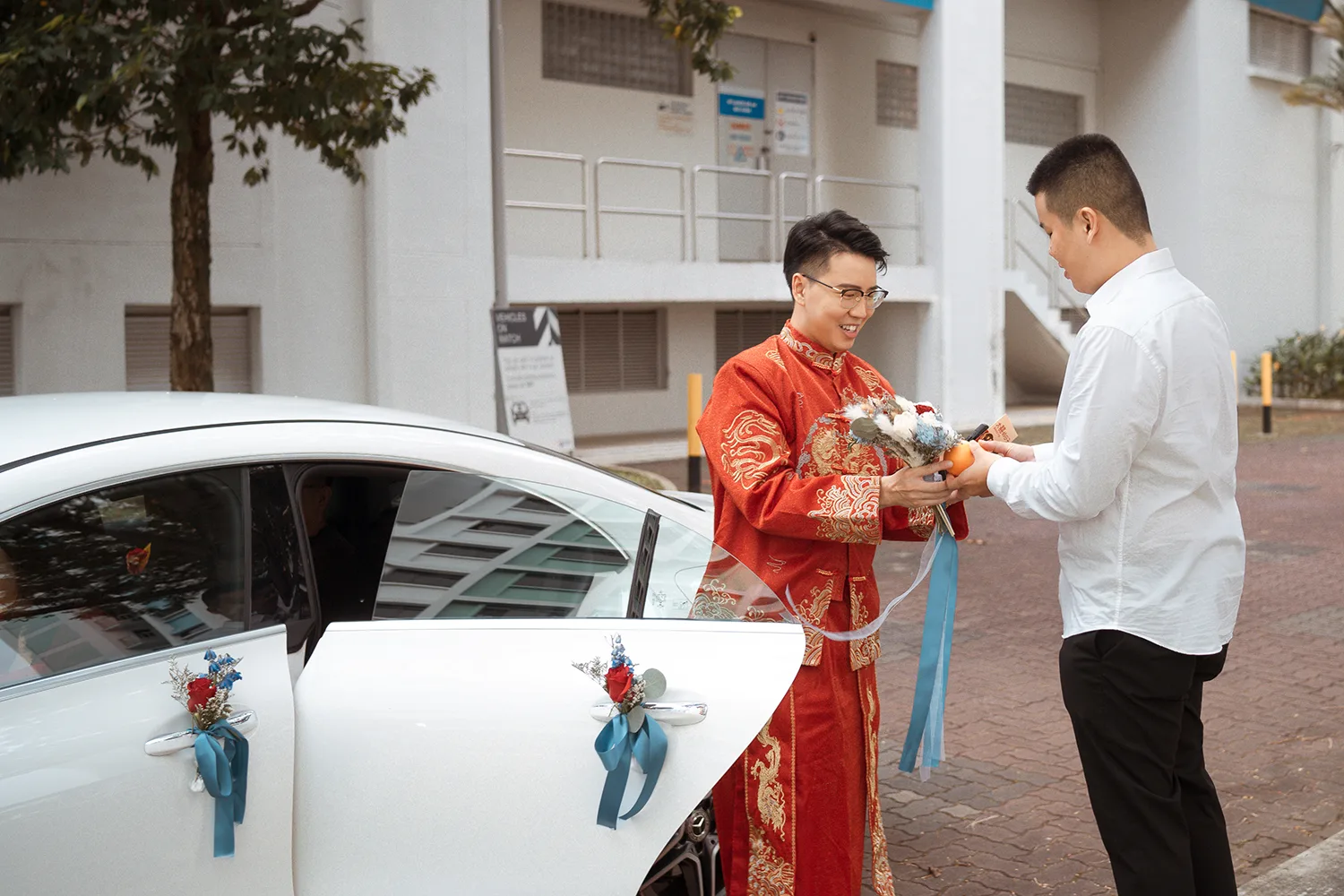 Actual day wedding at Chin Lee Tea & Dine Restaurant, Singapore.