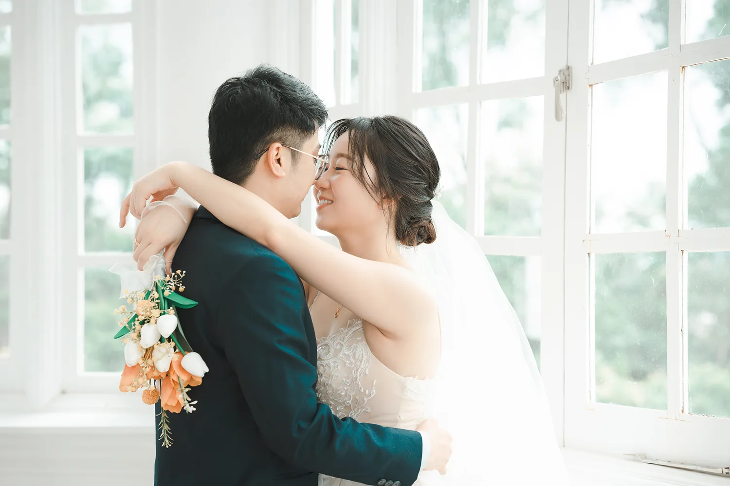 Pre-wedding photoshoot at Gallop Extension, Botanic Gardens, Singapore