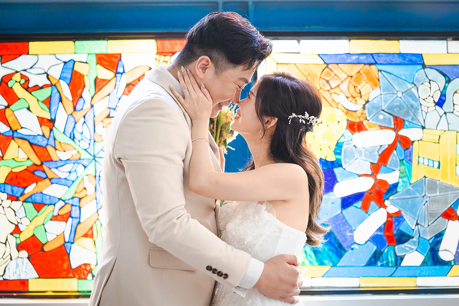Actual day wedding at St. Andrew's Mission School, Singapore.
