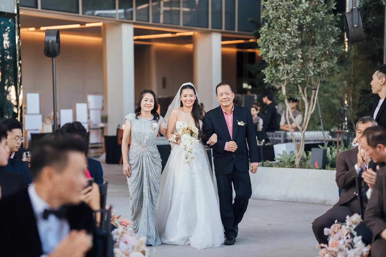Actual day wedding at Pan Pacific Orchard, Singapore.