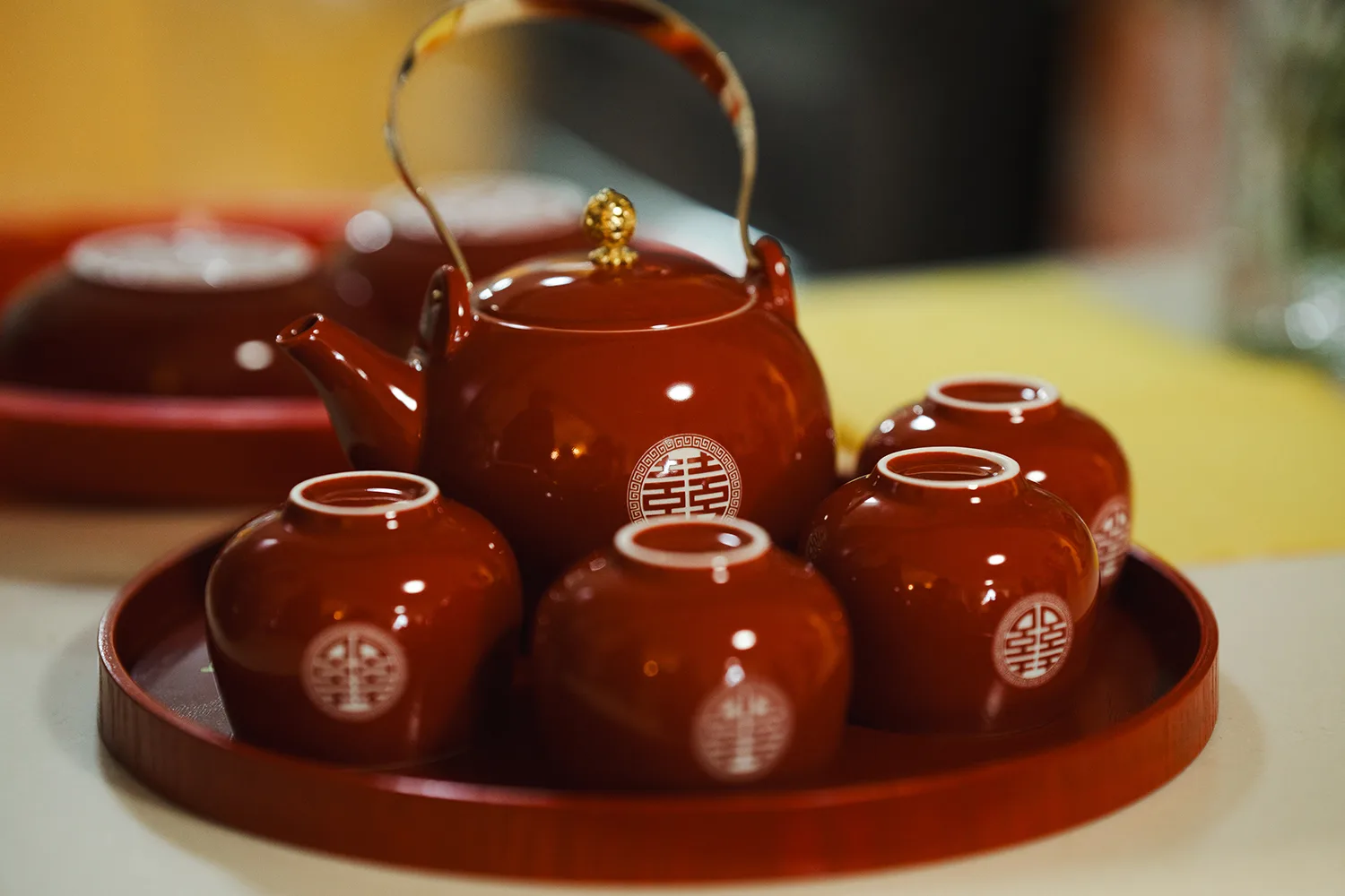 Actual day wedding at Parkroyal on Beach Road, Singapore.