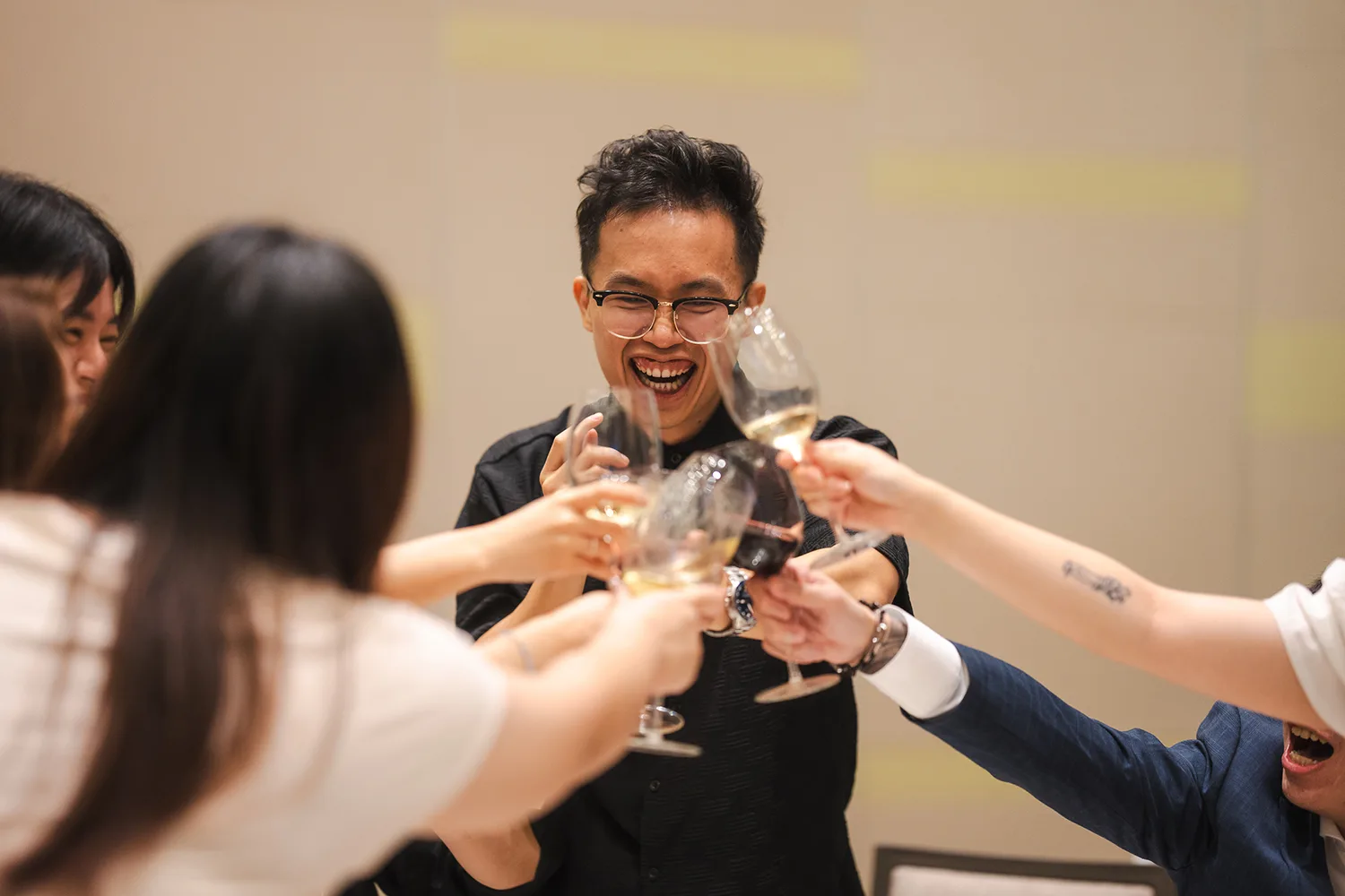 Actual day wedding at Parkroyal on Beach Road, Singapore.