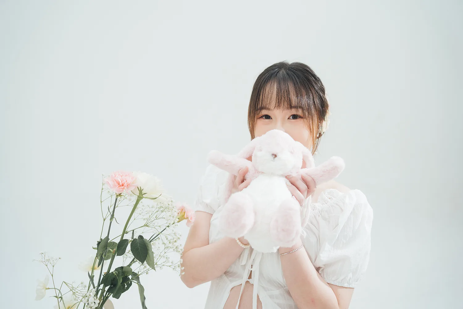 Studio maternity photoshoot in Singapore.