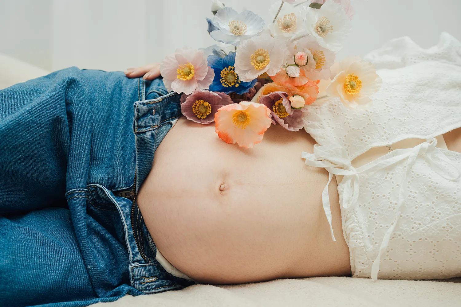 Pet friendly studio maternity photoshoot in Singapore.