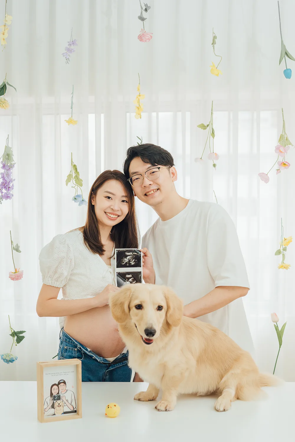 Pet friendly studio maternity photoshoot in Singapore.